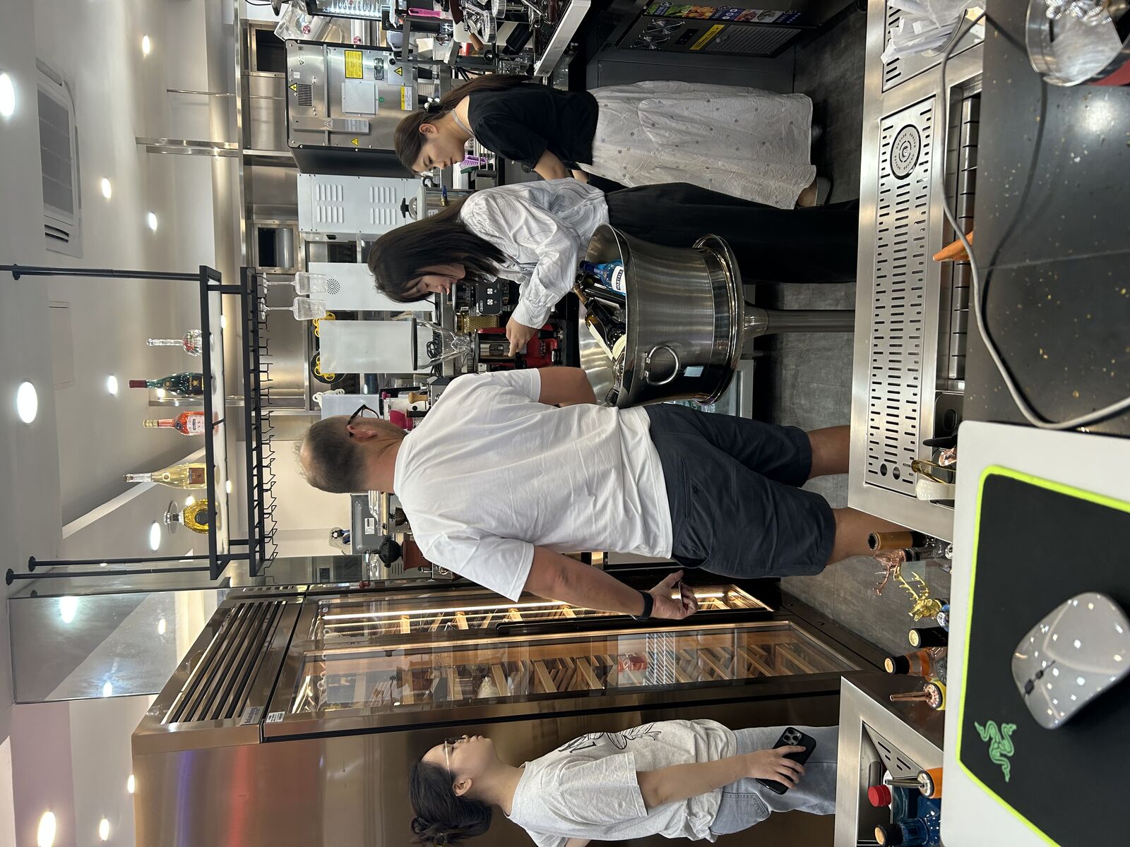 Visite d'un atelier partenaire en Asie
